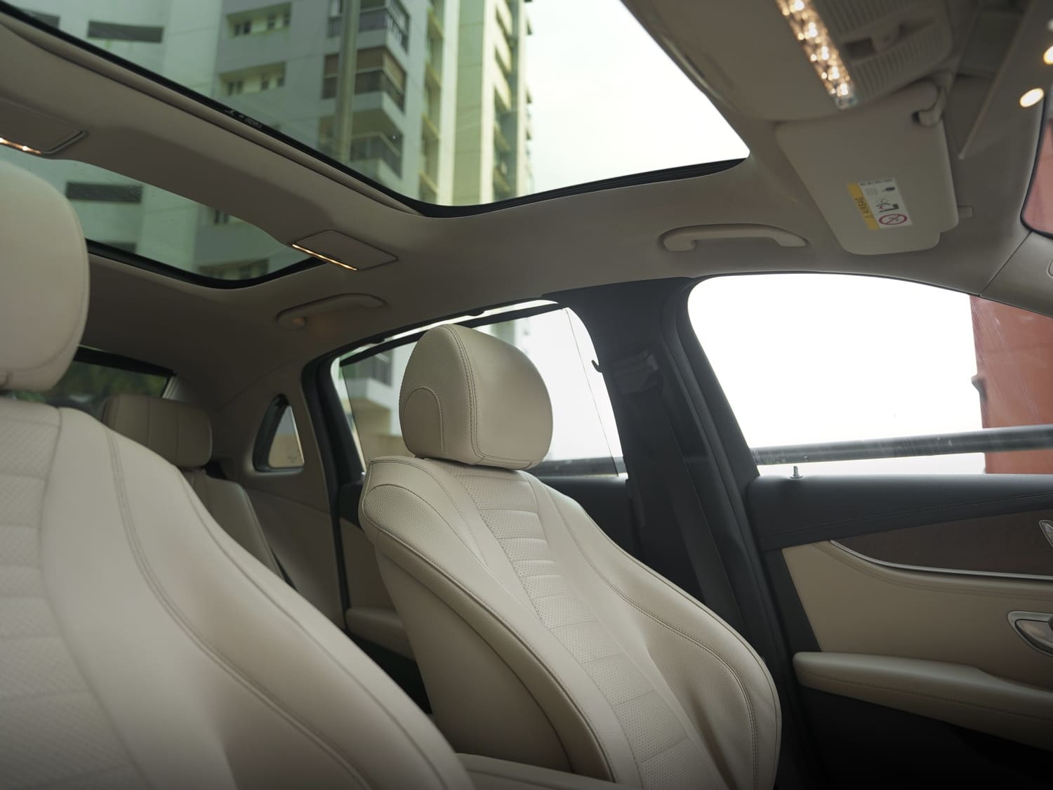 MERCEDES-BENZ E 220D (7)