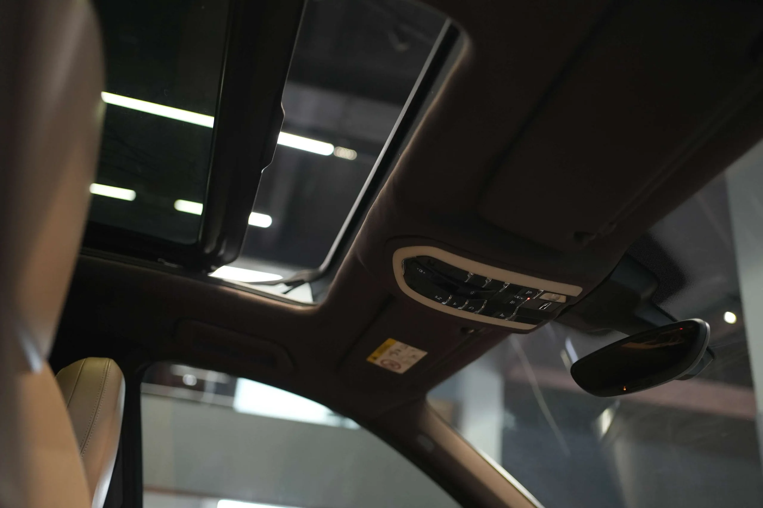 best-used-porsche-cayenne-in-kerala-interior